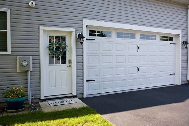 24/7 Emergency Garage Door Panel Replacement experts in Manchester, GA